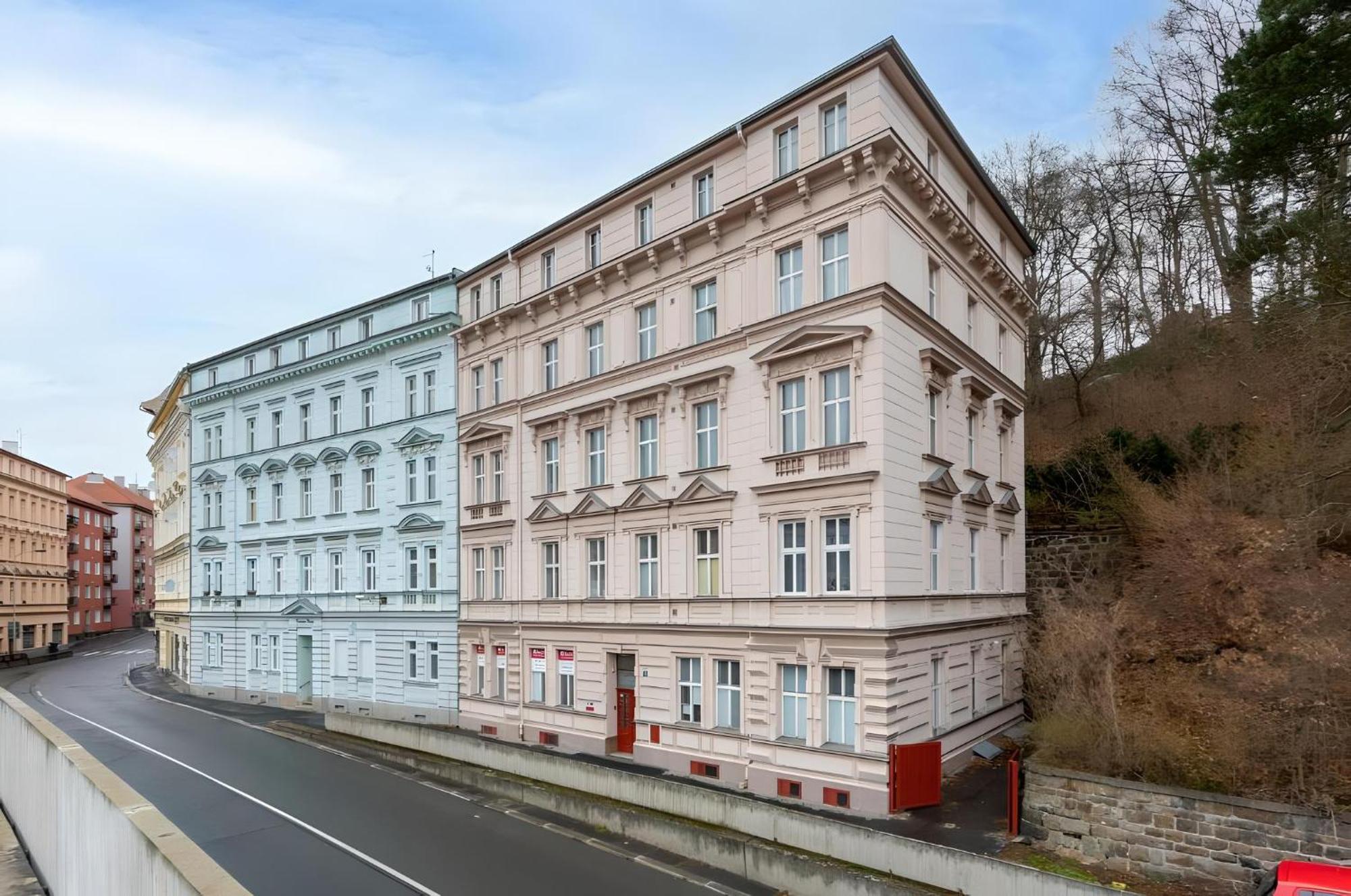 Promenade View Apartment Karlowe Wary Zewnętrze zdjęcie